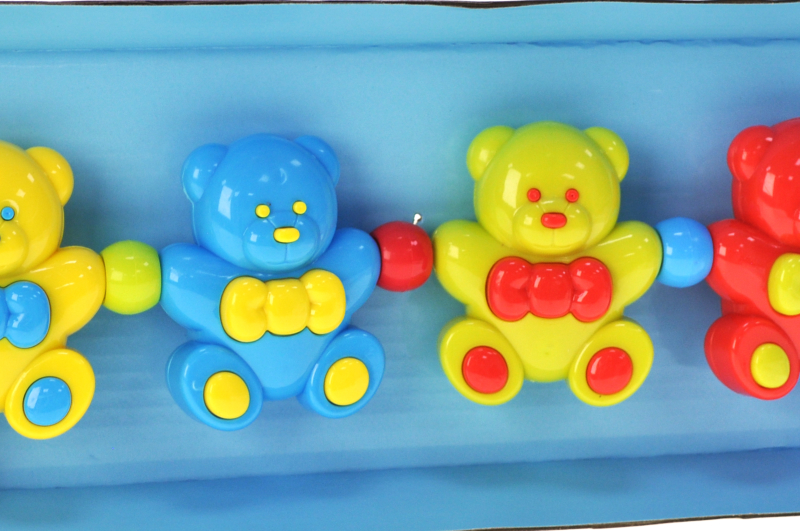 Брязкальце на візок C301-2 "Ведмедики" в коробці р.32,8x11x4,8 см YG Toys - Зображення 2