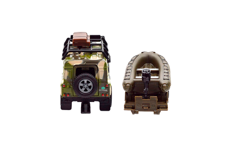 Машина 520191.270 "LAND ROVER DEFENDER MІЛІТАРІ" з човном TECHNODRIVE - Зображення 2