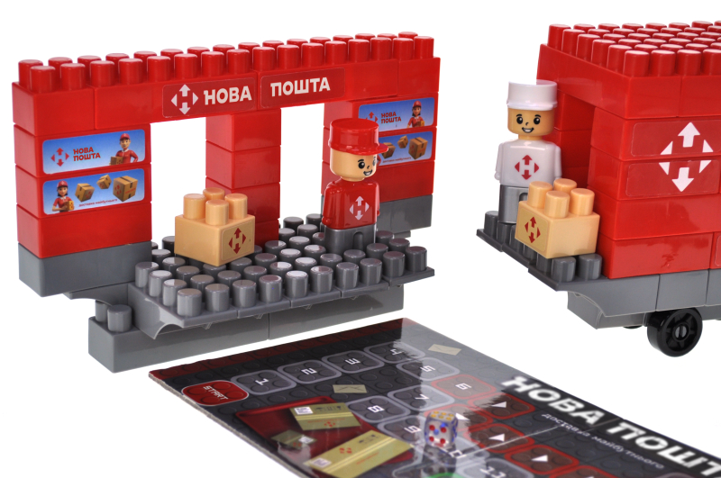 Конструктор блочний QB300-207 "Block&Steps: НОВА ПОШТА. Вантажівка Мрії" + ходилка і гра 3в1, 129дет. qbee - Зображення 2